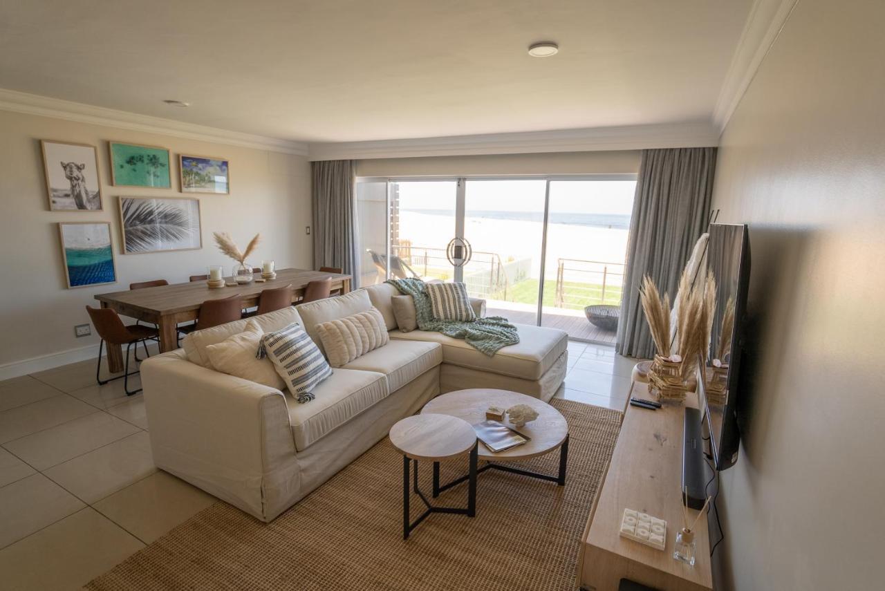 Deja Blue Beachfront Villa, Newly Renovated Langstrand Экстерьер фото
